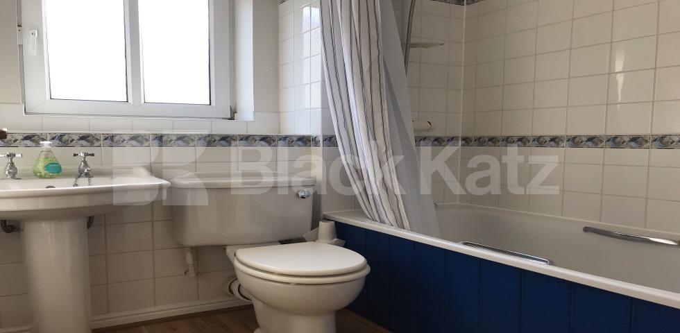 			NEW INSTRUCTION, 2 Bedroom, 1 bath, 1 reception Apartment			 Millennium Drive, Isle of Dogs